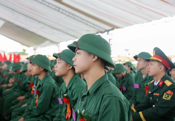 Không chấp hành quyết định gọi nhập ngũ, một thanh niên bị phạt 62,5 triệu đồng